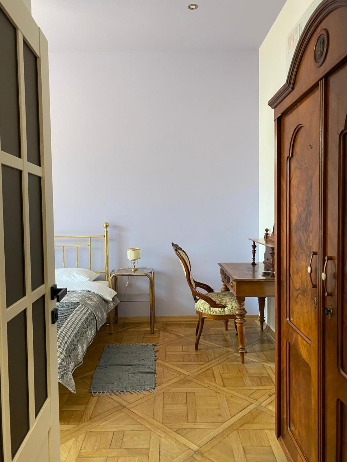 3 Bedrooms Apartment On Nasypna 3 Liov Exterior foto